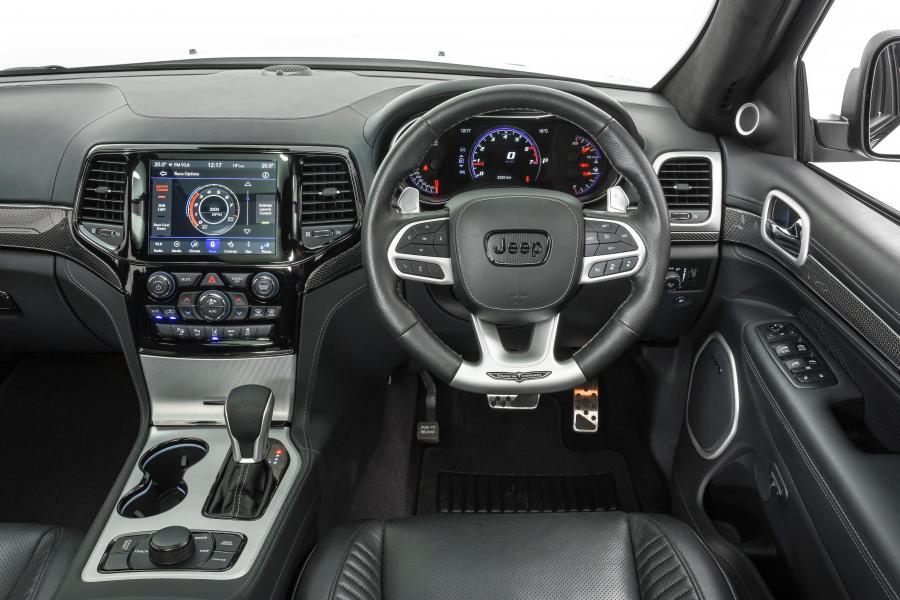 Торпедо Jeep Grand Cherokee Trackhawk (WK2) 2019 года  (ZA) (фото 14 из 40)
